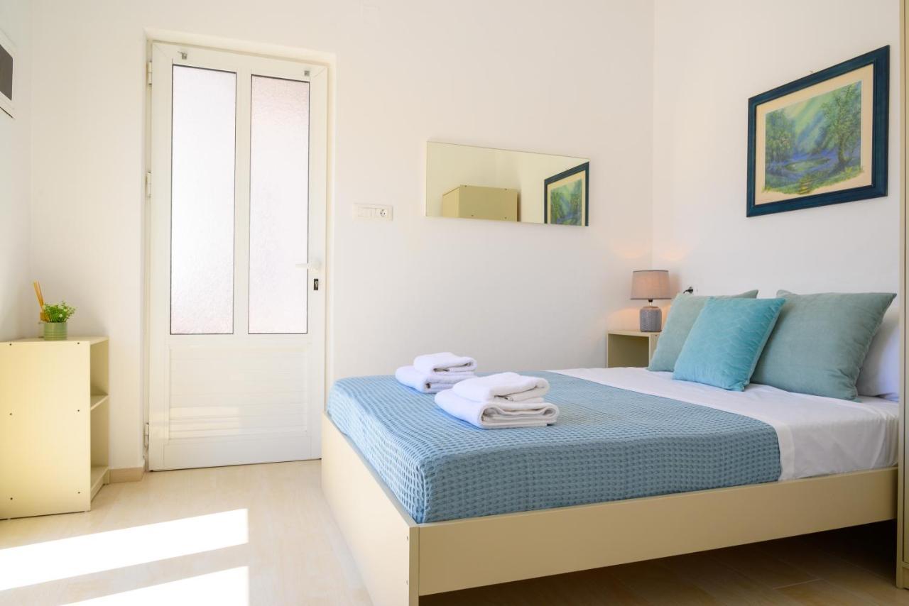 Artemis Apartment First Floor Elounda Eksteriør billede